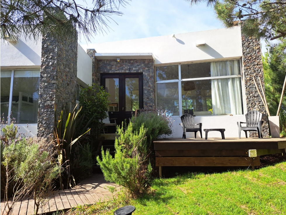 Bolkovic: Casa Deportivo I 323, Costa Esmeralda, Buenos Aires, pileta - 2
