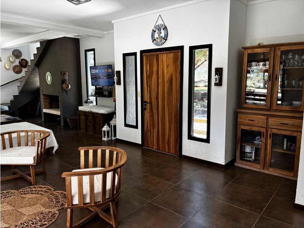 Casa Alquiler Costa Esmeralda Senderos II Lote 9 4 Dorm 8 Personas — foto 2