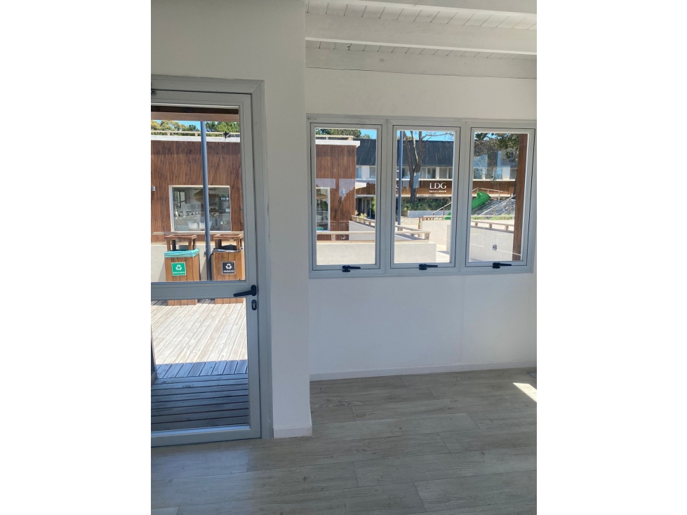 Local Comercial en Venta en Costa Esmeralda - Góndola 6 - 3