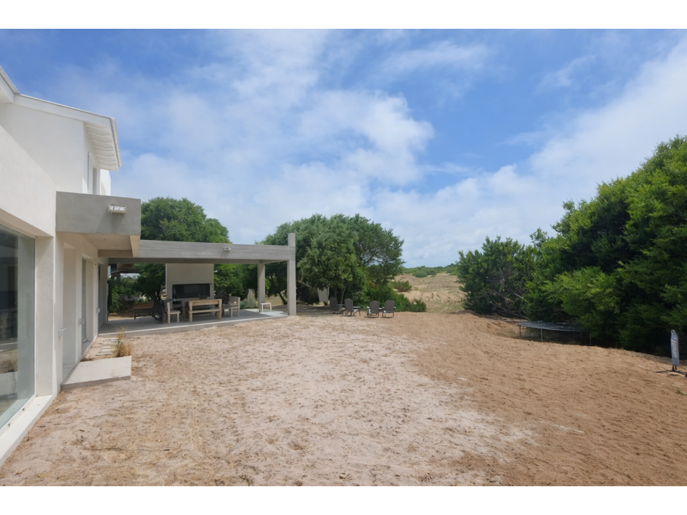 Casa Alquiler Costa Esmeralda Residencial 1 Lote 644 4 Dorm 8 Hu — foto 4