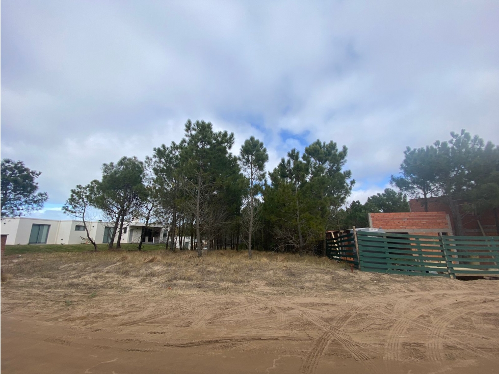 LOTE EN VENTA - MARITIMO IV 49 -COSTA ESMERALDA - 3