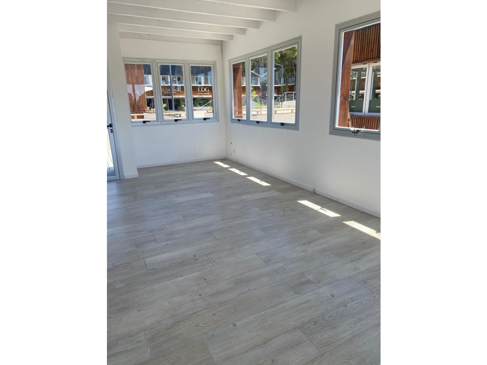 Local Comercial en Venta en Costa Esmeralda - Góndola 6 - 5