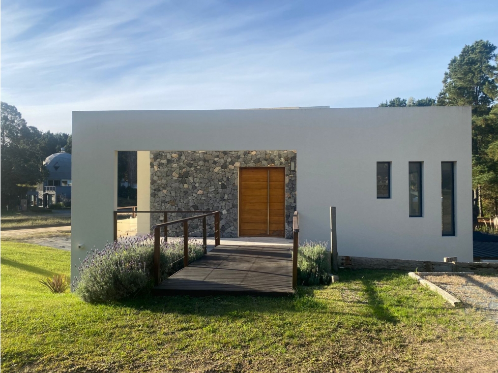 Casa Alquiler Costa Esmeralda Senderos I Lote 94 4 Dorm Piscina — foto 3