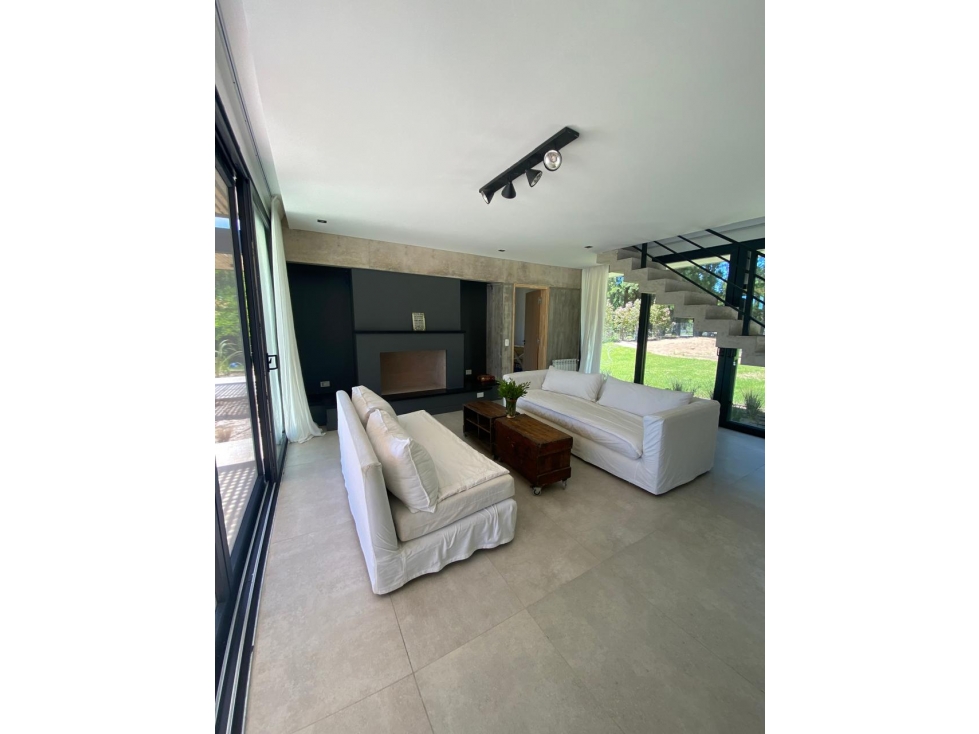 Casa Alquiler Costa Esmeralda Senderos IV Lote 508 5 Dorm Pileta — foto 4