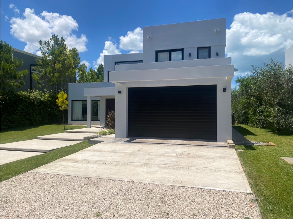 Casa en venta Costa Esmeralda, Buenos Aires - Ecuestre 408 con laguna — foto 2