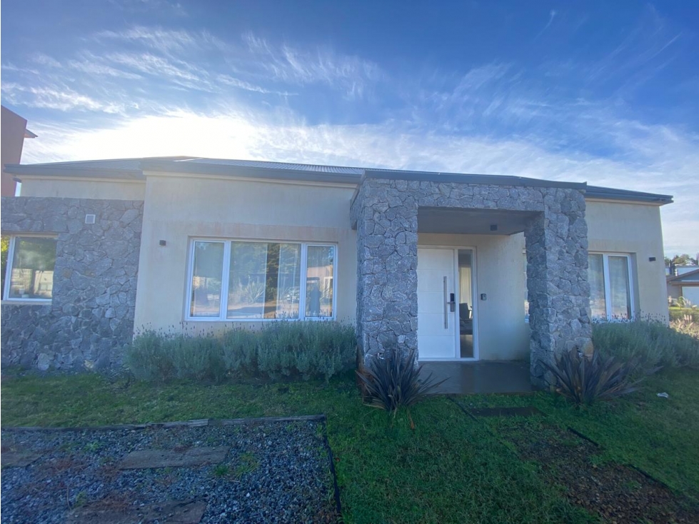 CASA EN VENTA EN COSTA ESMERALDA - SENDEROS I 82 - 2