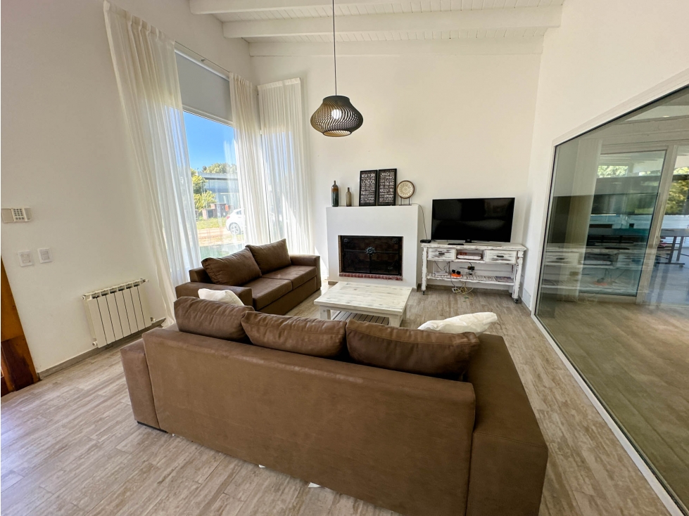Casa en venta Costa Esmeralda Golf II Lote 622 | Pileta — foto 3