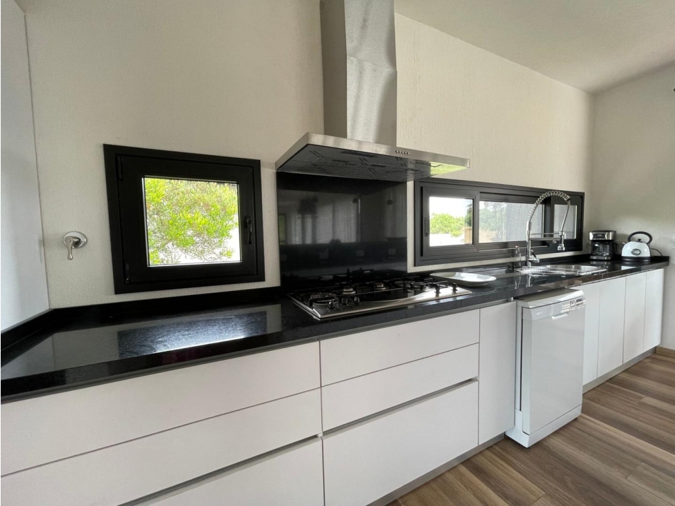 Casa Alquiler Costa Esmeralda Deportivo Lote 146 5 Dorm Pileta — foto 6