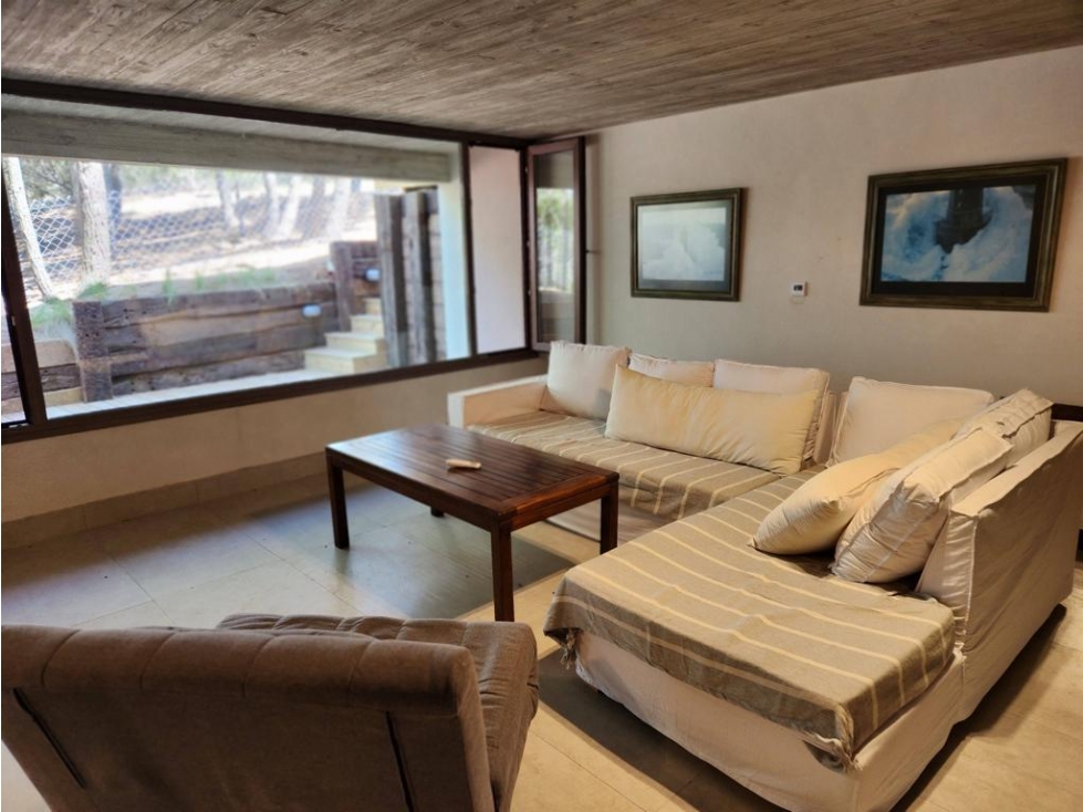 Casa Alquiler Costa Esmeralda Maritimo III Lote 106 4 Dorm 12 Pers — foto 5