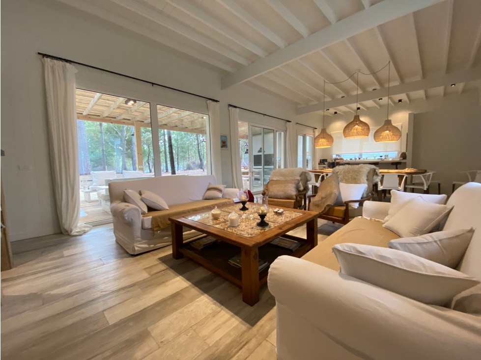 Casa Alquiler Costa Esmeralda Maritimo III Lote 104 4 Dorm 10 Pers — foto 4
