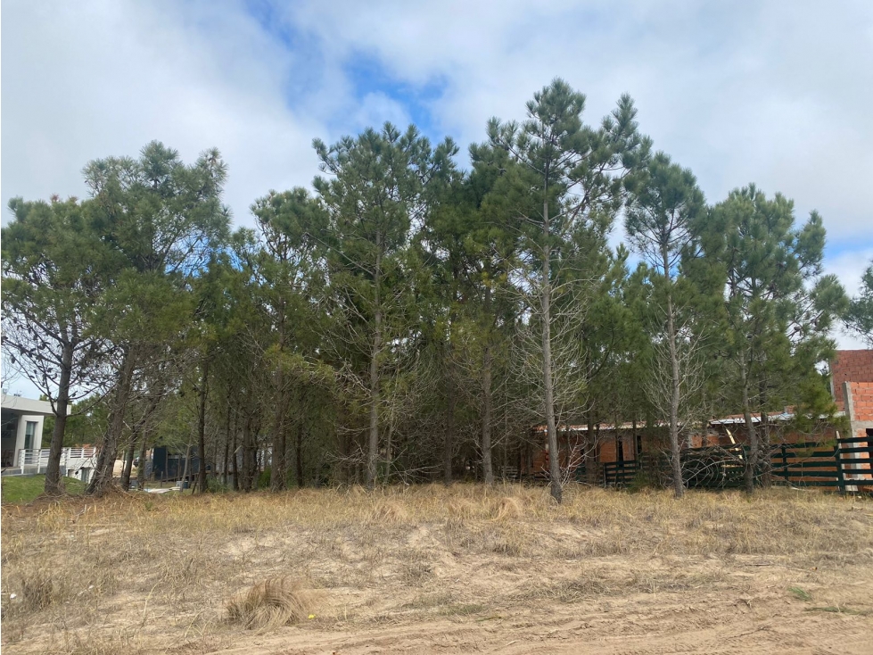 LOTE EN VENTA - MARITIMO IV 49 -COSTA ESMERALDA - 1