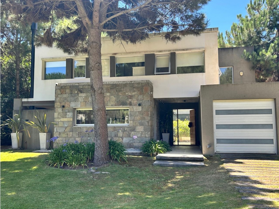 Casa Alquiler Costa Esmeralda Residencial 1 Lote 91 4 Dorm Quinch