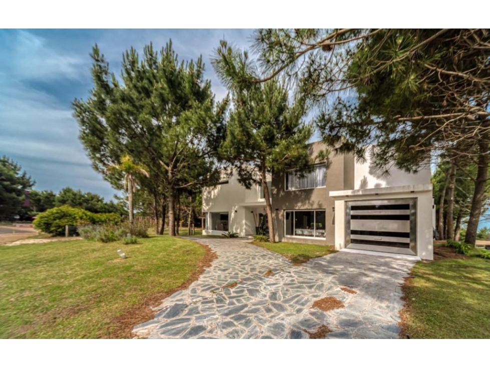 Casa en venta Lote 554 Golf II Costa Esmeralda pileta