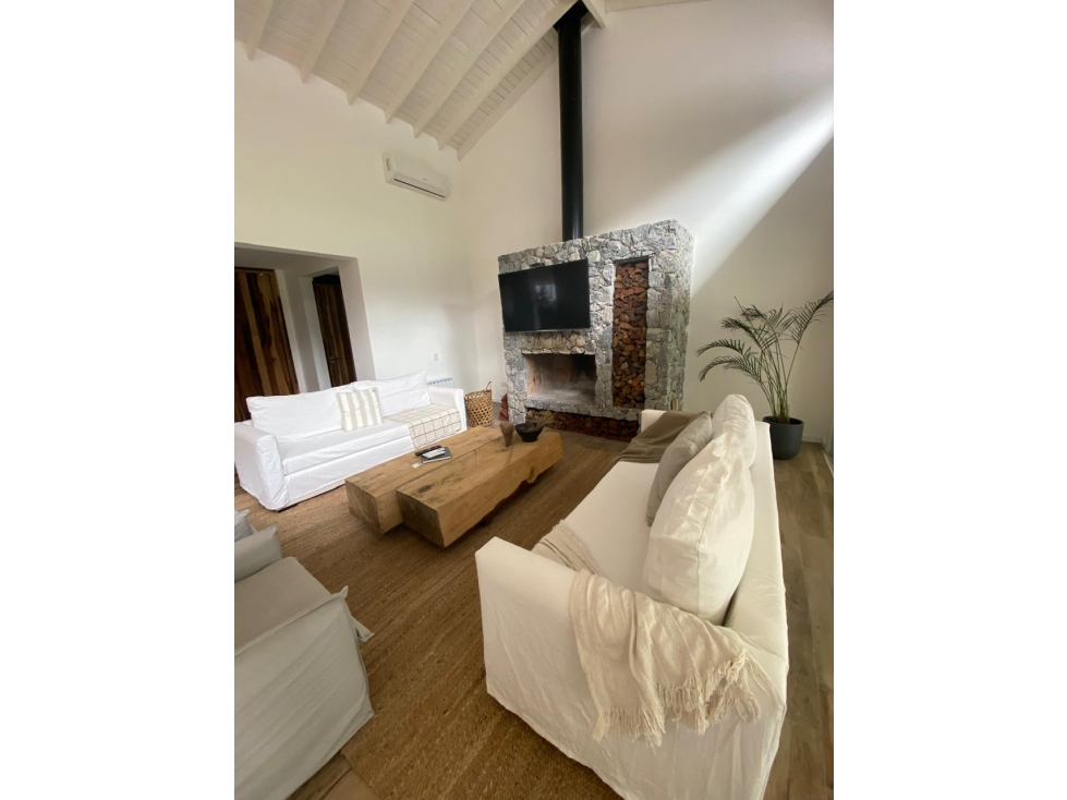 Casa Alquiler Costa Esmeralda Maritimo IV Lote 37 4 Dorm Pileta 8 Pers — foto 5