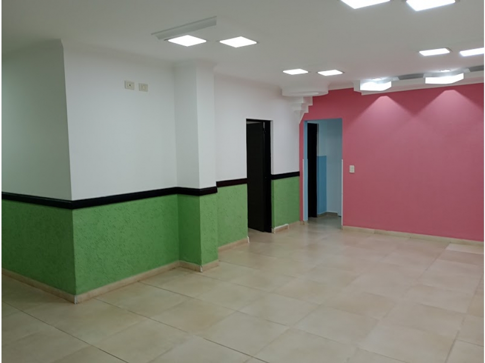 Alquiler conjunto de consultorios-Puerto Esperanza -Mnes - 5