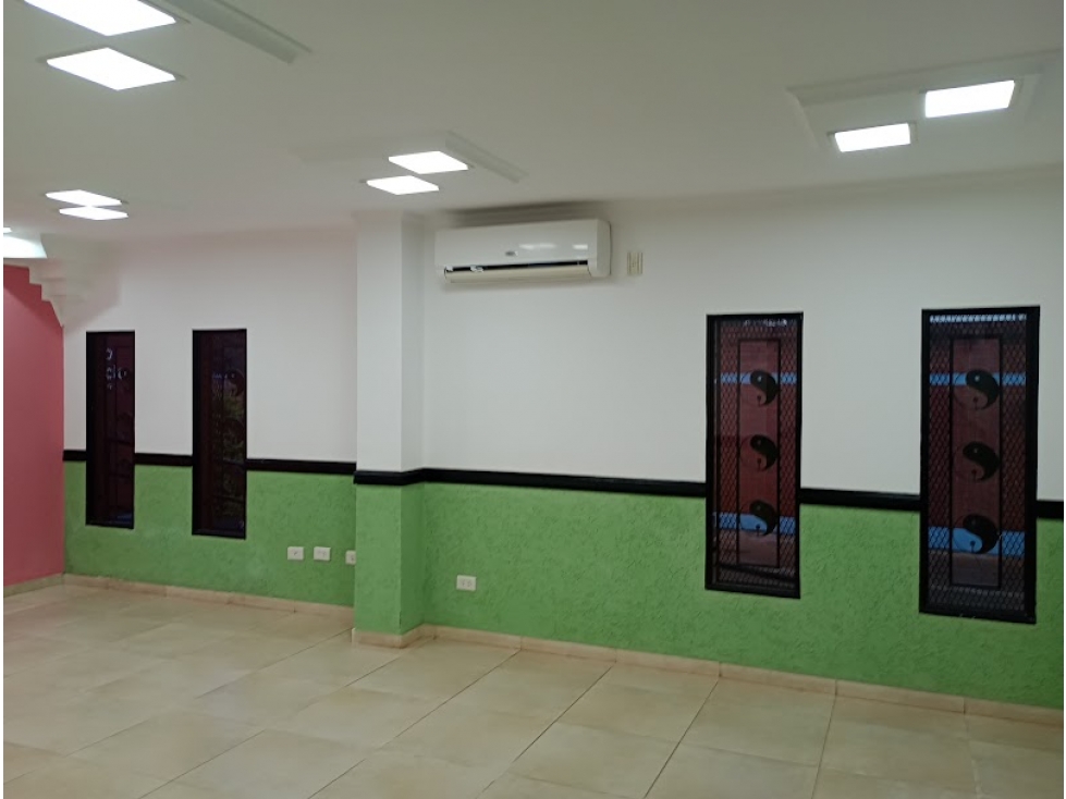 Alquiler conjunto de consultorios-Puerto Esperanza -Mnes - 3