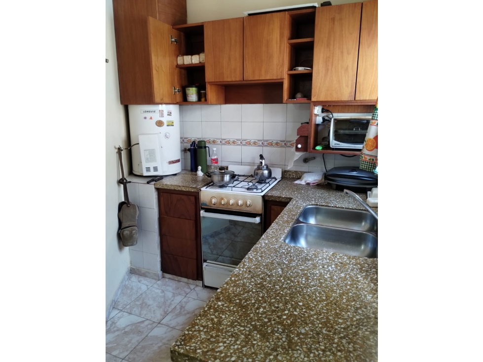 SE VENDE DUPLEX DE 3 DORMITORIOS