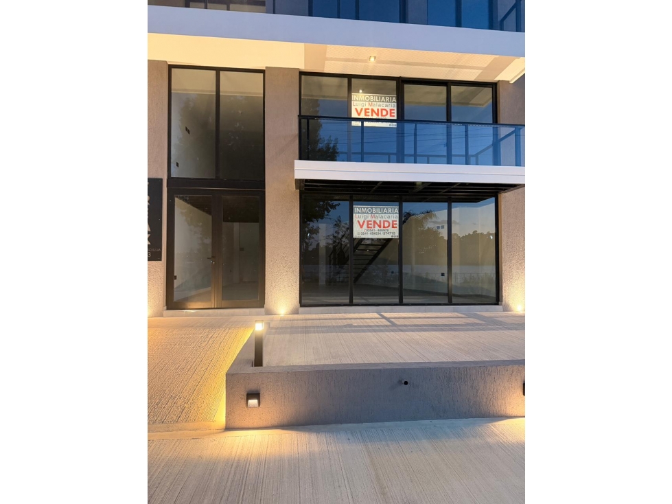 SE VENDE LOCAL COMERCIAL SOBRE COSTANERA DE VILLA CARLOS PAZ - 1