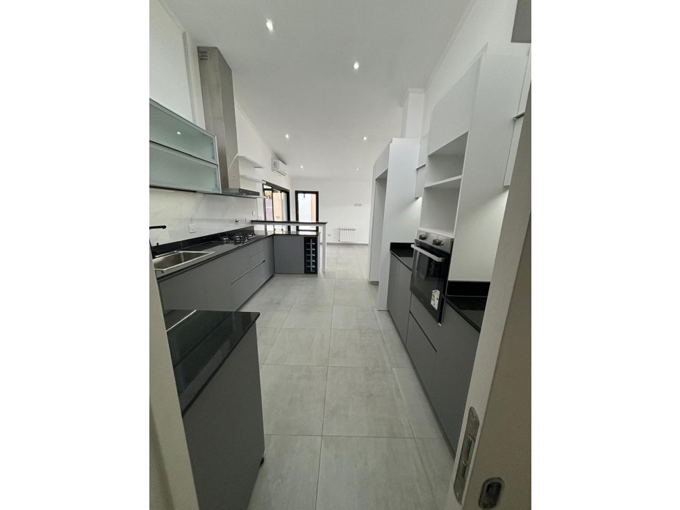 SE VENDE CASA DE ALTA CALIDAD A ESTRENAR 3 DORMITORIOS EN EL DORADO 2 — foto 3
