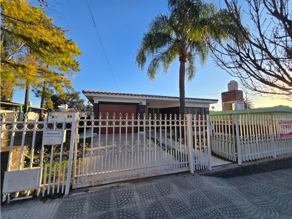 SE VENDE CASA EN BARRIO LA CUESTA - 2