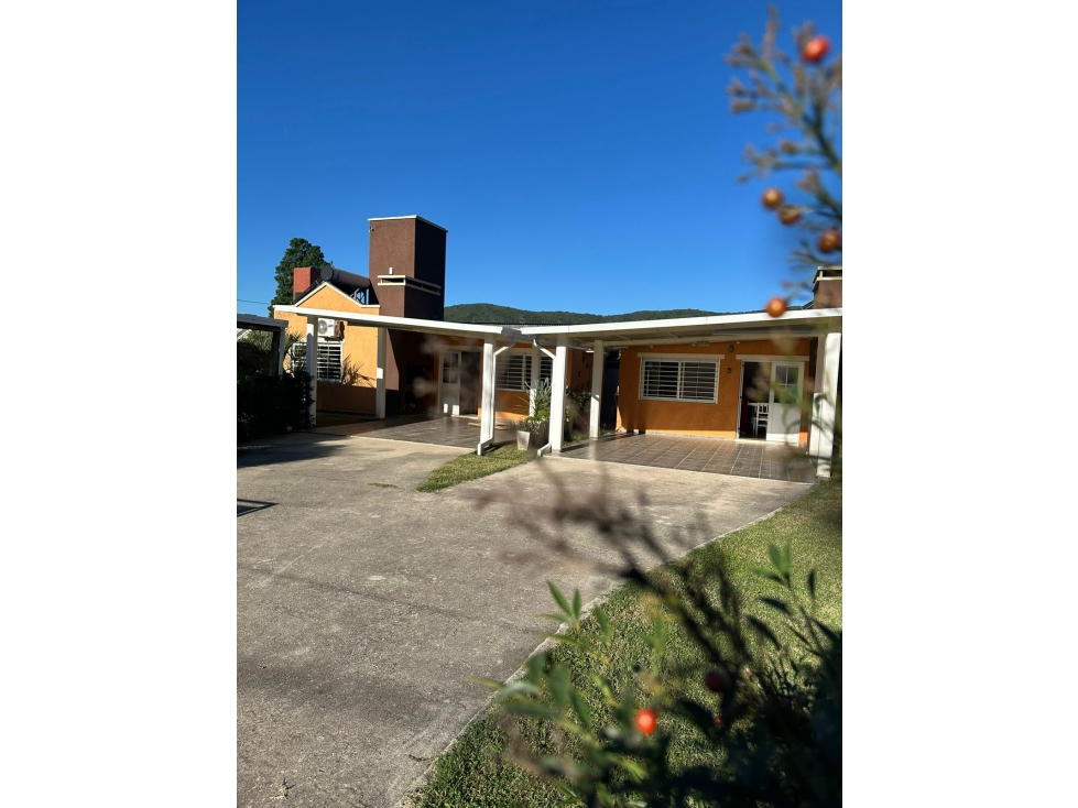 Se vende complejo a una cuadra del rio San Antonio — foto 2