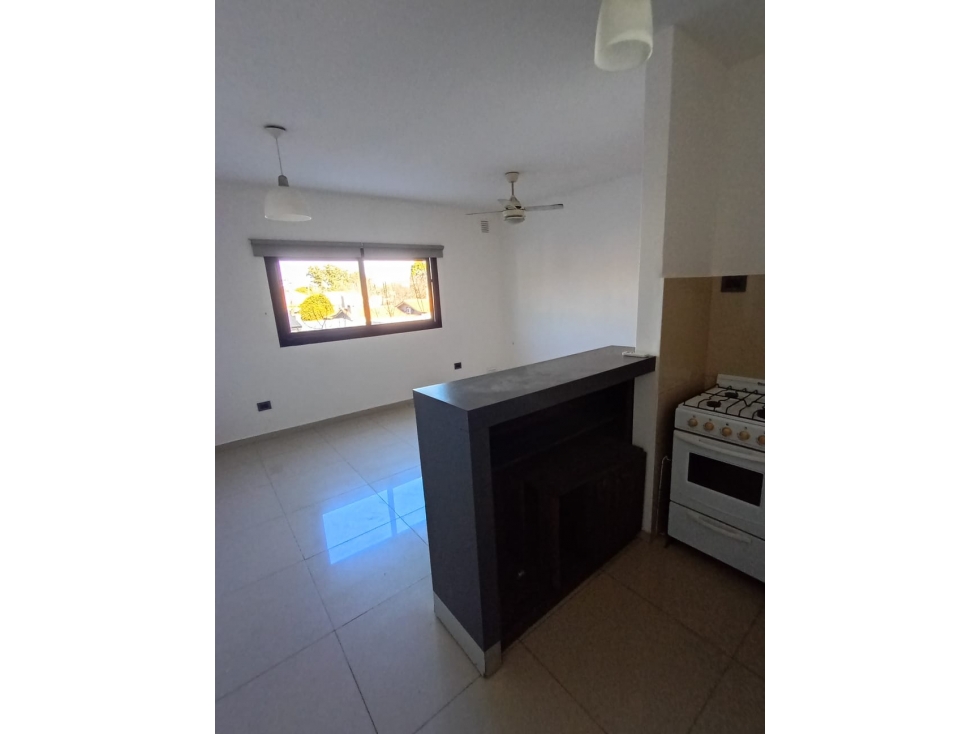 SE VENDE DEPARTAMENTO 1 DORMITORIO - 4