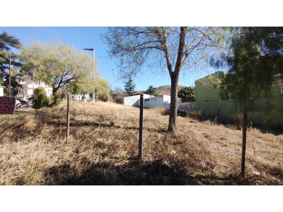 SE VENDE LOTE EN VILLA DEL LAGO A METROS DEL DIQUECITO - 3