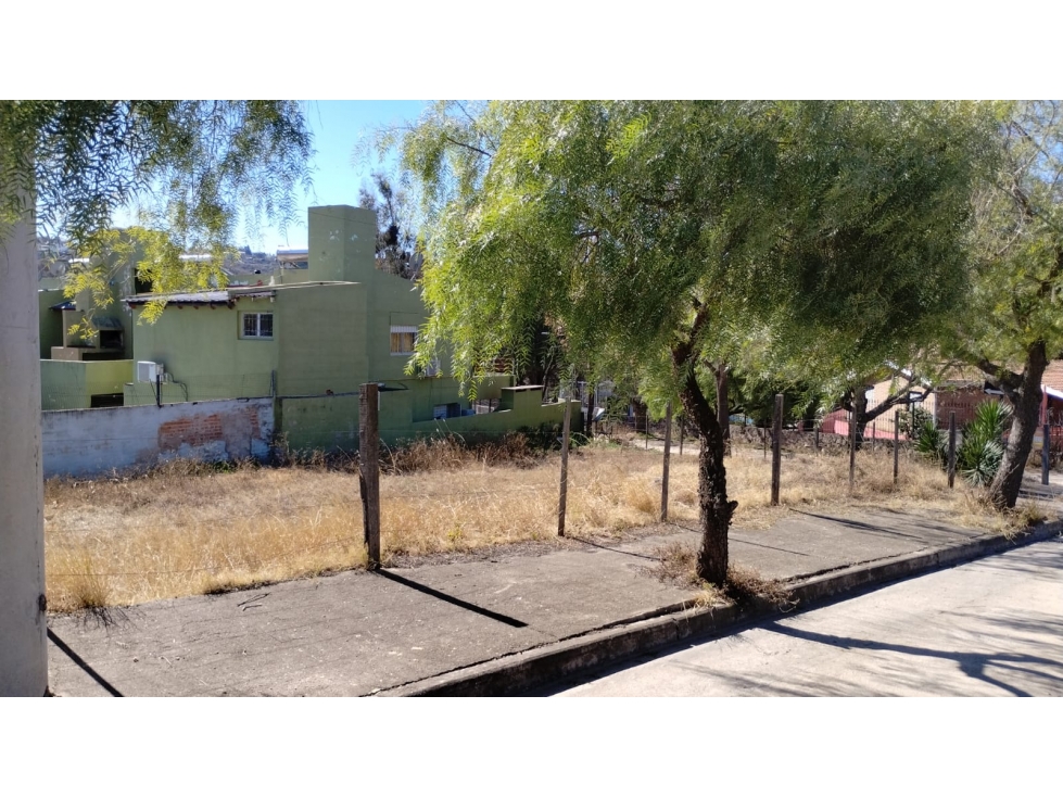 SE VENDE LOTE EN VILLA DEL LAGO A METROS DEL DIQUECITO - 5