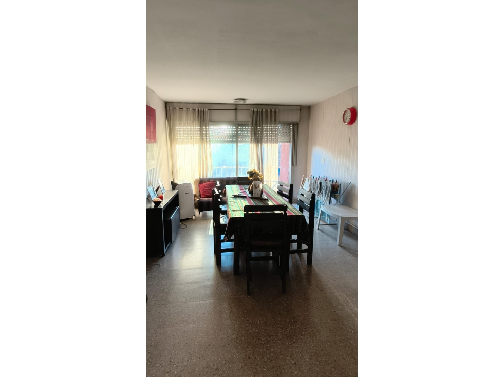 SE VENDE DEPARTAMENTO DE 3 DORMITORIOS 1 BAÑO - 3