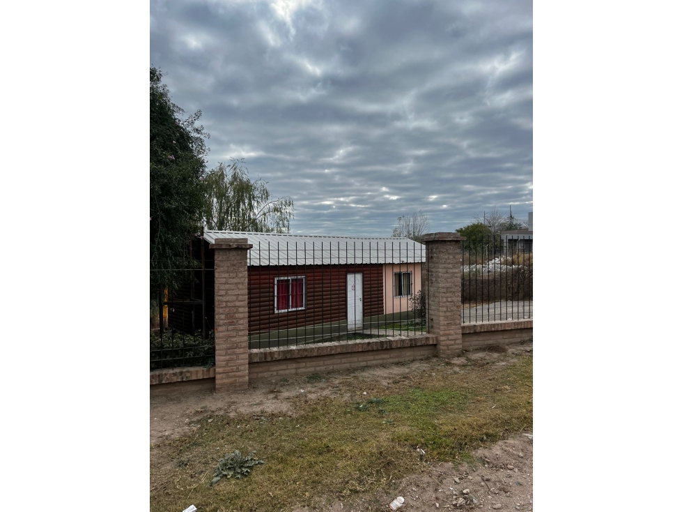 OPORTUNIDAD SE VENDE LOTE + CASA PRE FABRICADA SOBRE RUTA 28 - 2