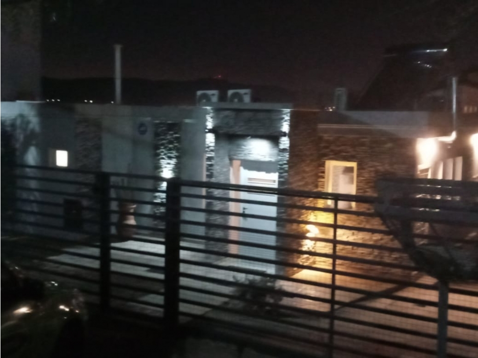 OPORTUNIDAD QUE NO PODES PERDERTE SE VENDE CASA — foto 4