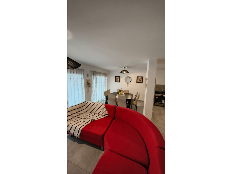 SE VENDE DTO DE 3 DORMITORIOS 2 BAÑOS — foto 3