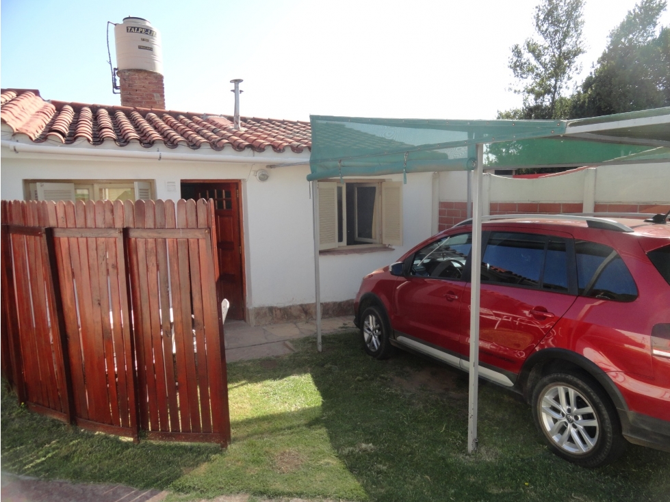 OPORTUNIDAD SE VENDE CHALET CON DTO INDEPENDIENTE EN CARLOS PAZ — foto 4