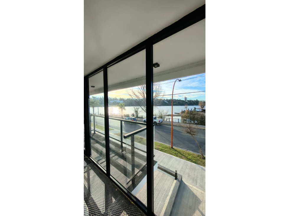 SE VENDE LOCAL COMERCIAL SOBRE COSTANERA DE VILLA CARLOS PAZ - 6