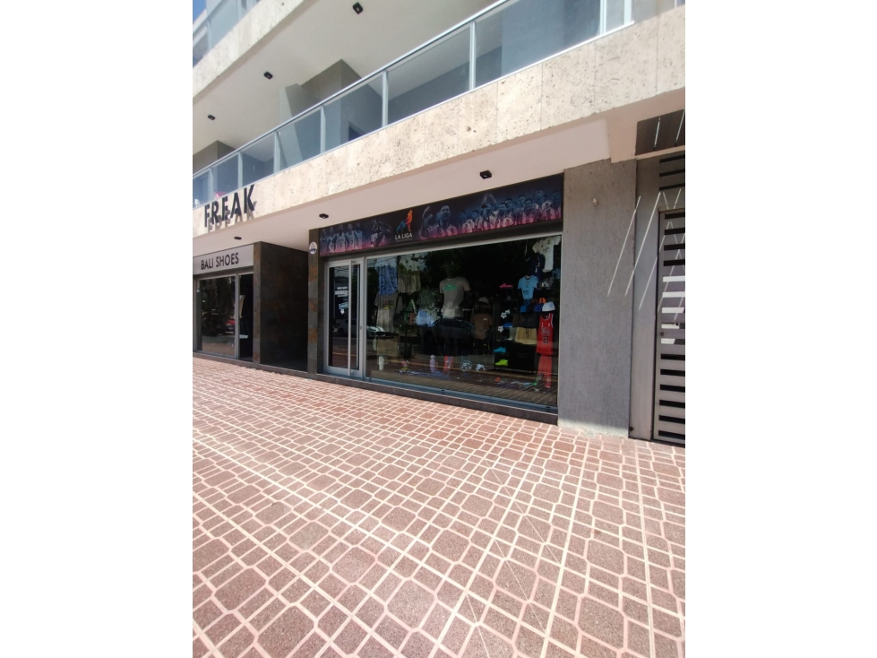 SE VENDE LOCAL COMERCIAL EN CALLE YRIGOYEN A METROS DE AV SAN MARTIN - 2