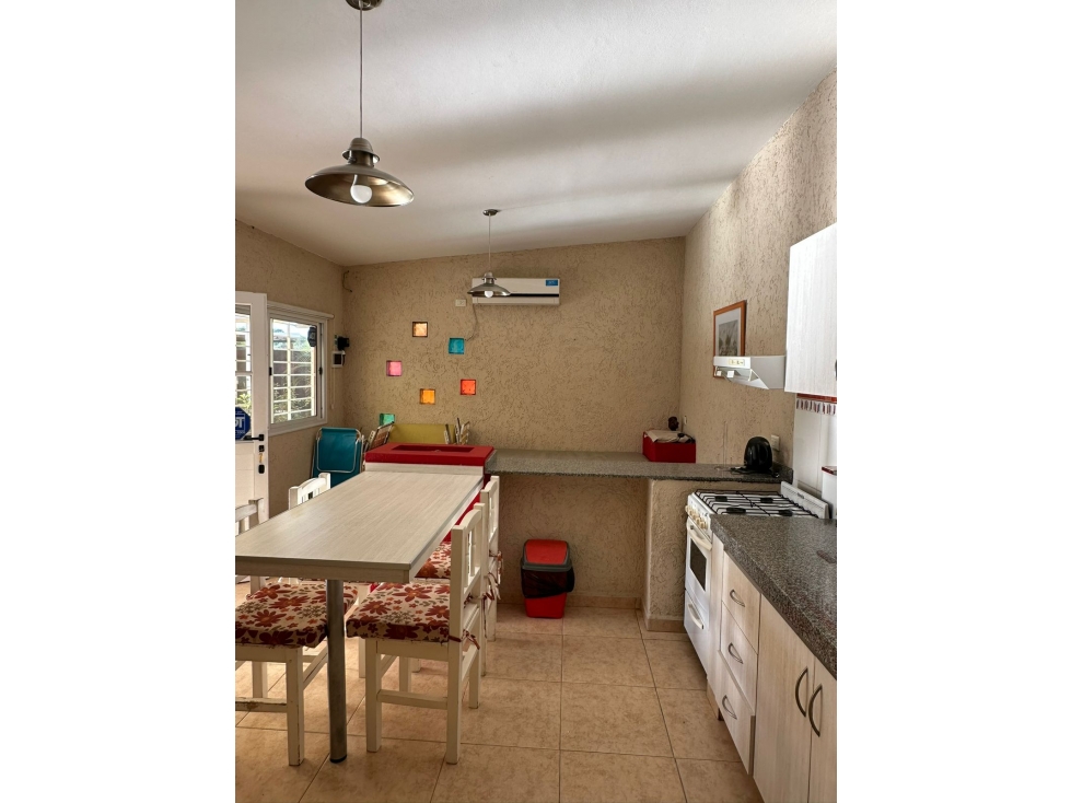 Se vende complejo a una cuadra del rio San Antonio — foto 3