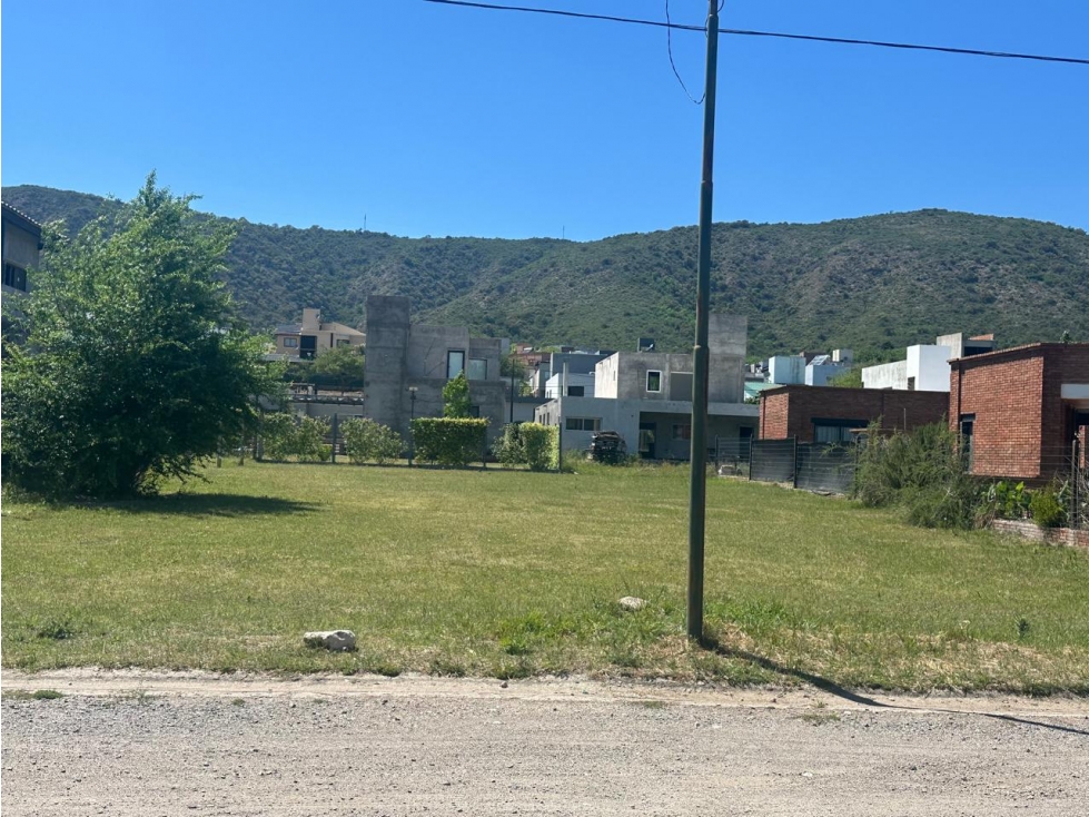 SE VENDE LOTE EN EL DORADO 2 - 5