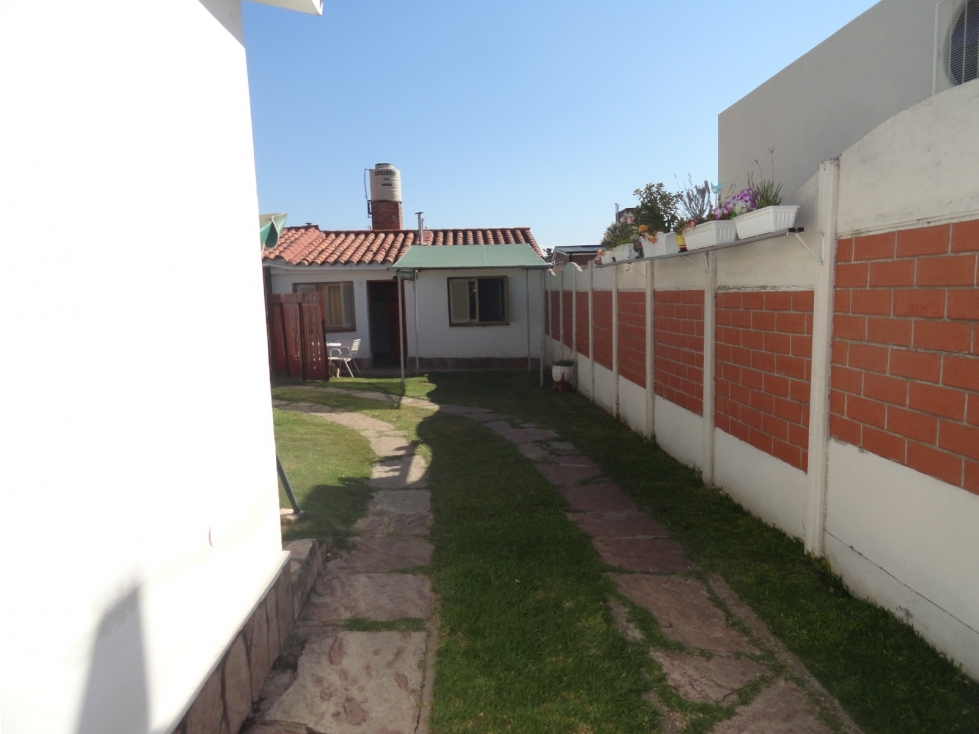 OPORTUNIDAD SE VENDE CHALET CON DTO INDEPENDIENTE EN CARLOS PAZ — foto 3