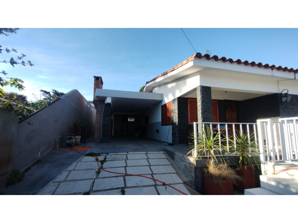 SE VENDE CASA ( PH) EN VILLA DEL LAGO A 4 CUADRAS DEL CUCU — foto 2