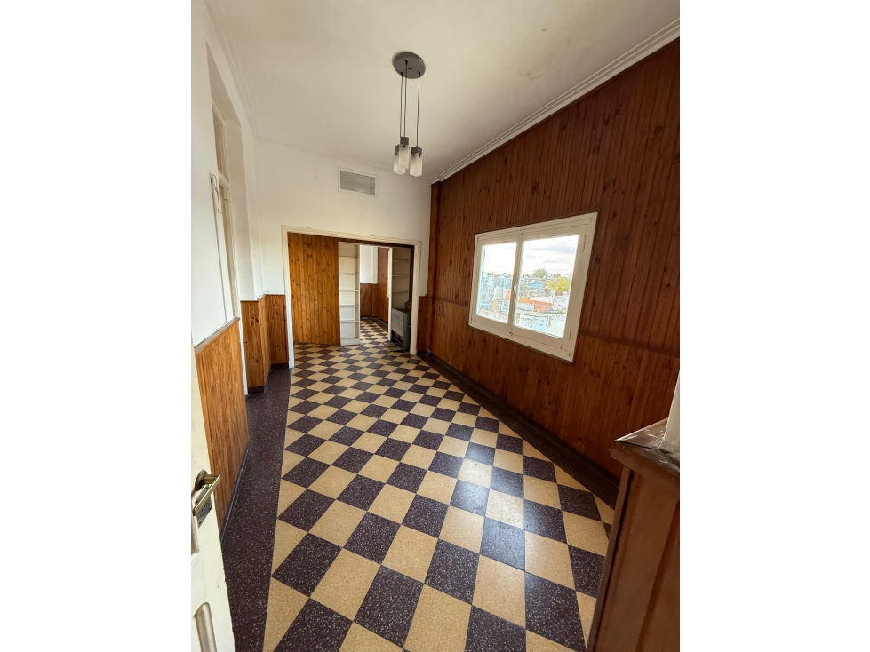 Departamento en planta alta - 2