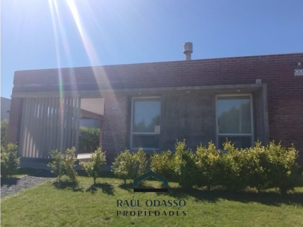 Casa nueva en Claromeco - 2