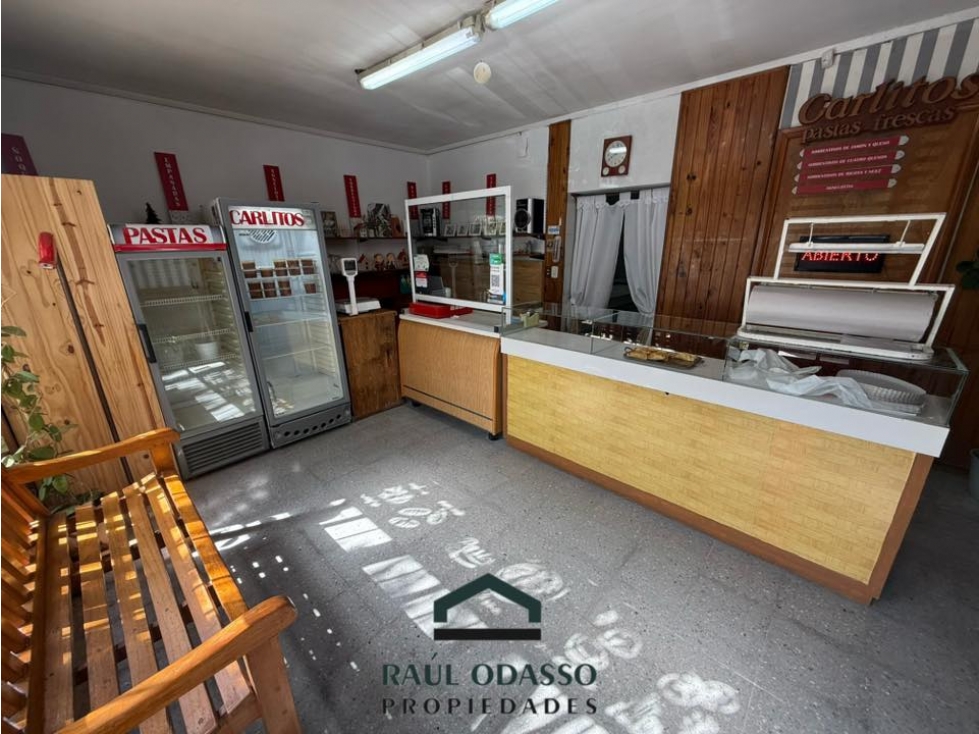 Reconocido local comercial - 3