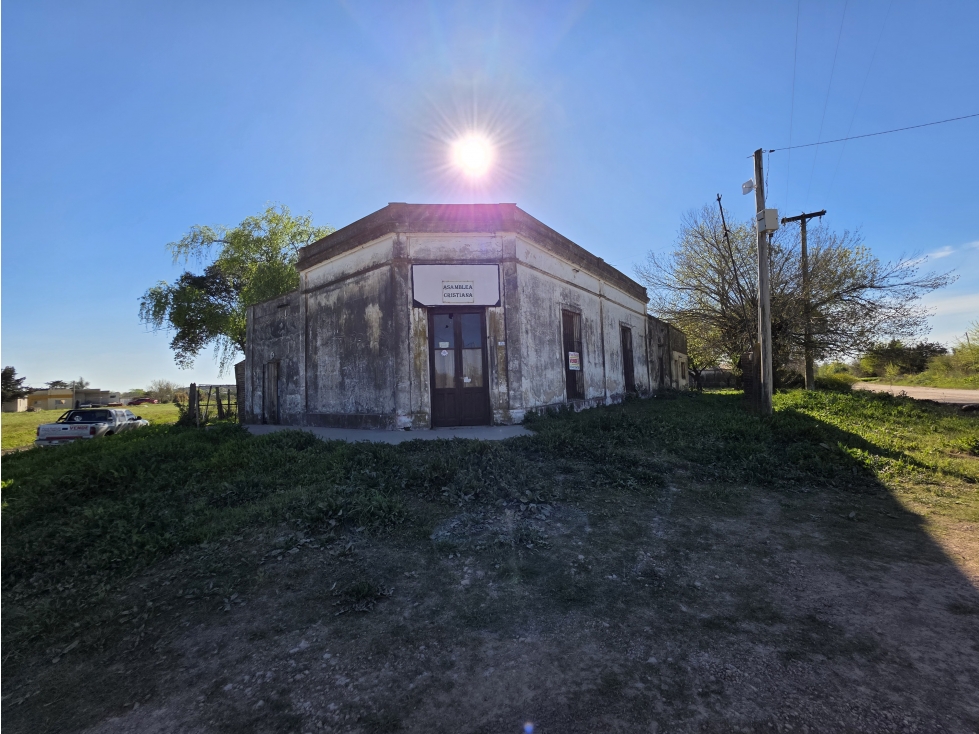 Vendo Casa a Reciclar en Herrera, Entre Ríos.