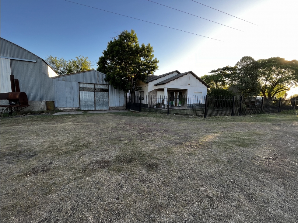 Vendo Casa con Galpón Tinglado en Herrera, Entre Ríos. - 4