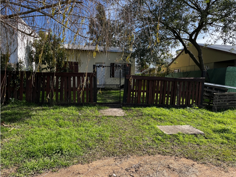 Vendo Casa Tres Dormitorios en Caseros, Entre Ríos.