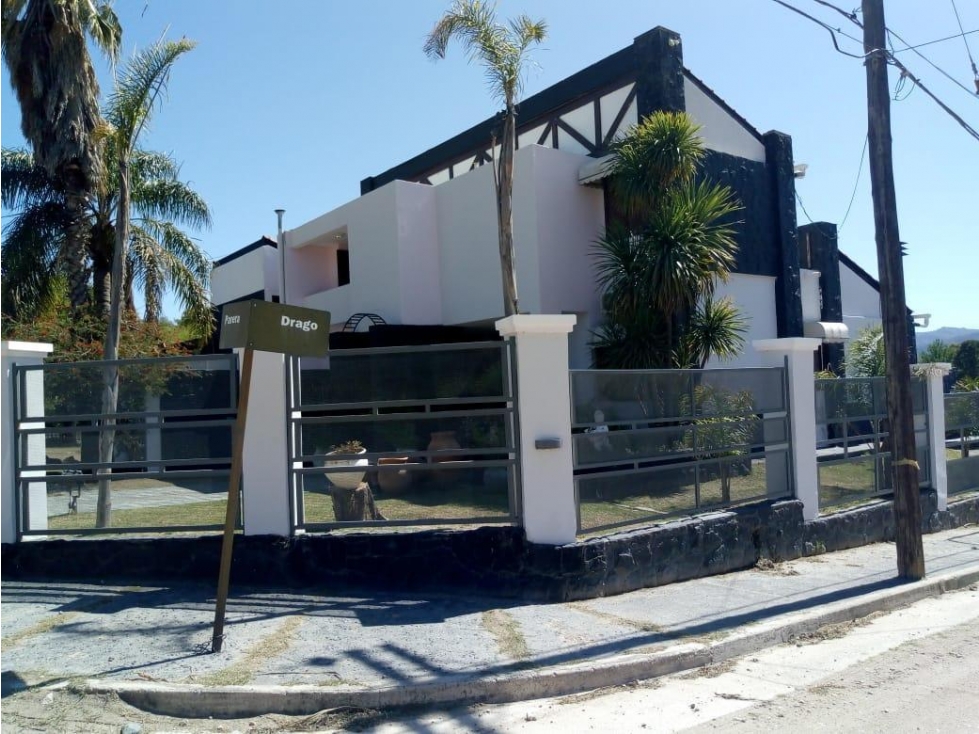 CASA EN COSTA AZUL EN VENTA