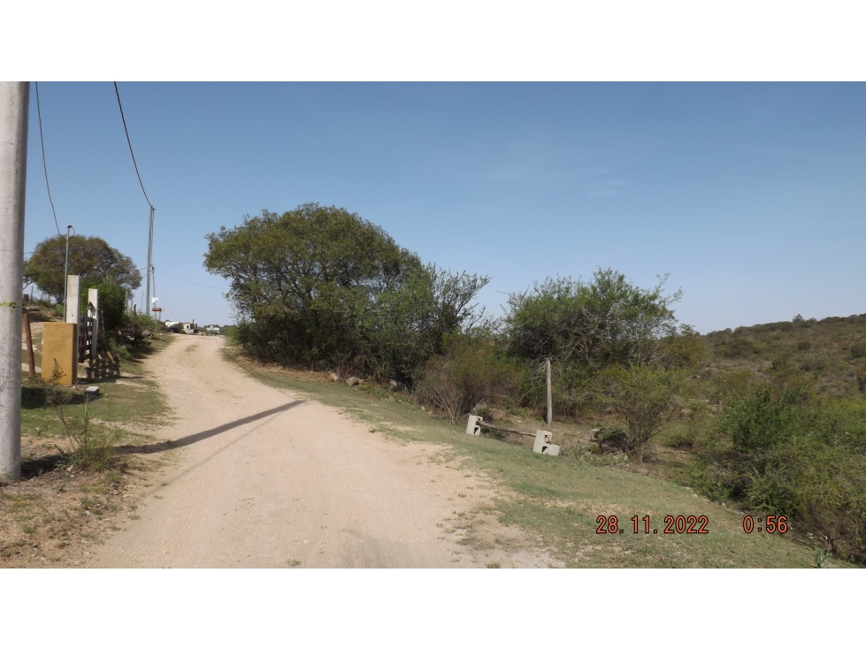 Lote con costa de Arroyo. Villa Flor Serrana Tanti. - 5