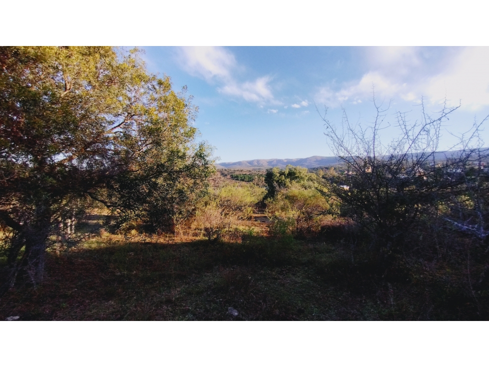 Terreno de 700 m2, en Tanti, barrio Flor Serrana. - 2