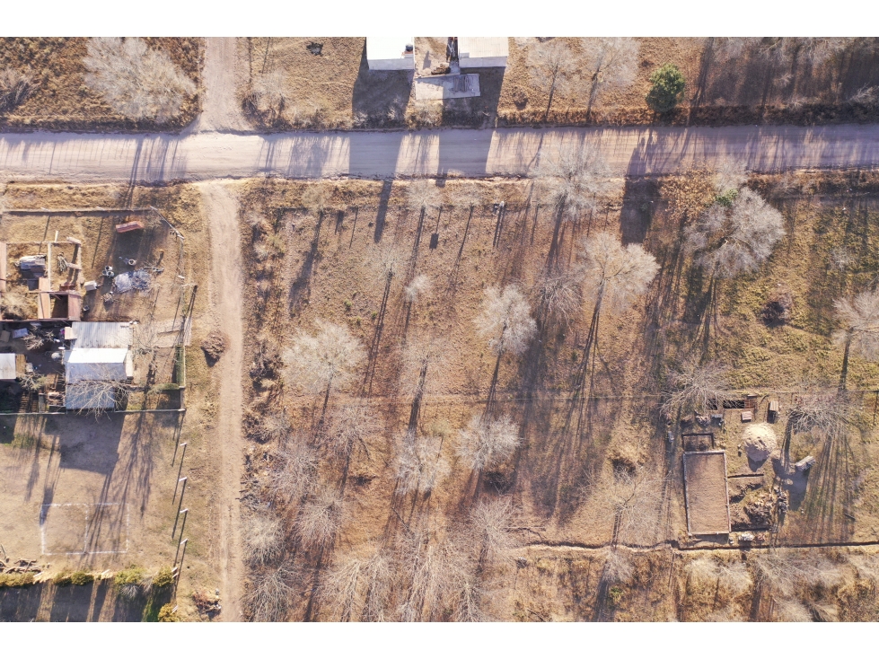 Tanti a mts. de Ruta 28, TERRENO DE 1000 M2 - 2
