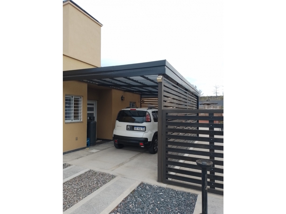 Casa en VENTA, Villa Carlos Paz, Country, entorno de categoría. — foto 3